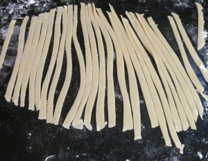 the cross strips for the buns