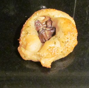 Kim's mushroom & garlic stuffed picnic loaf